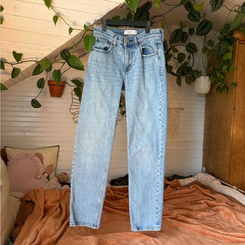 Abercrombie & Fitch Classic Blue Jeans